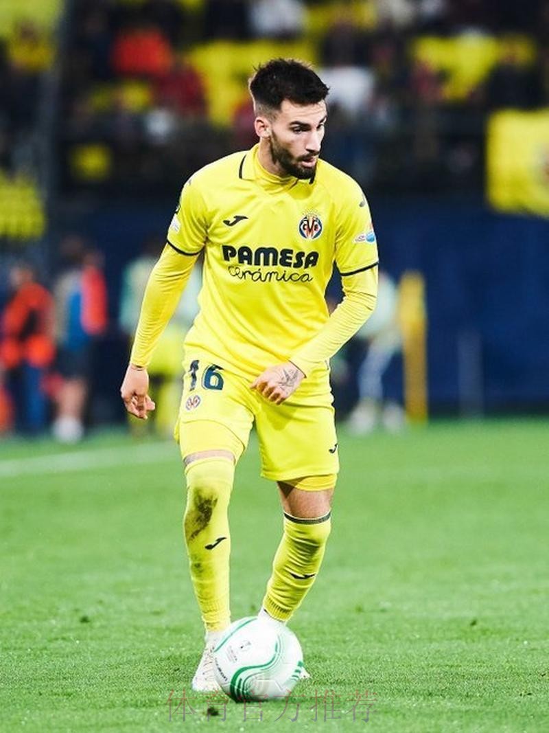 黄潜官方:俱乐部不会投诉皇马 尊重巴埃纳所有决定